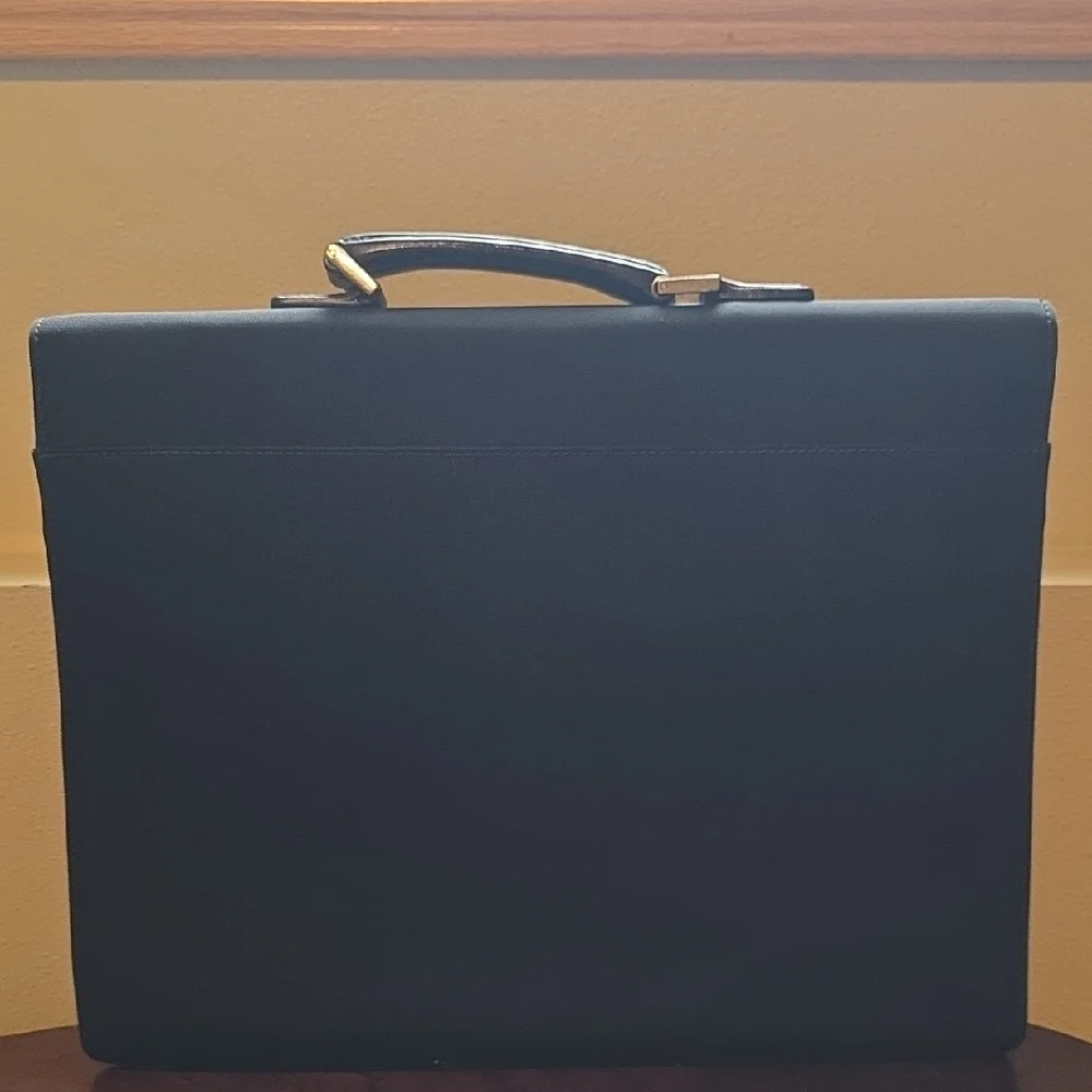 Gucci Black Leather Briefcase with Silver Lock